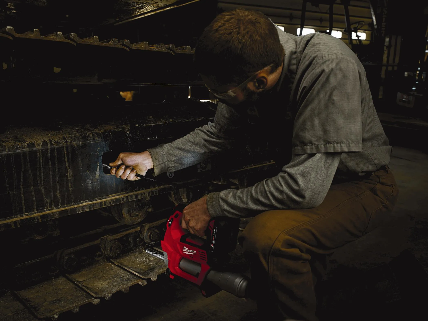 Milwaukee 2646-21CT In Use