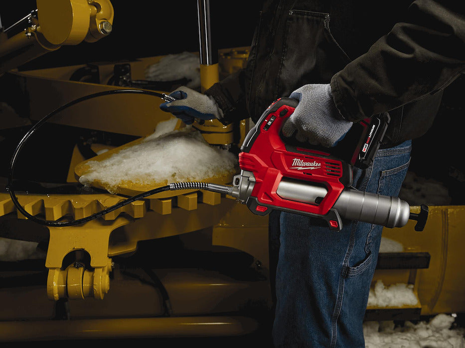 Milwaukee 2646-21CT In Use