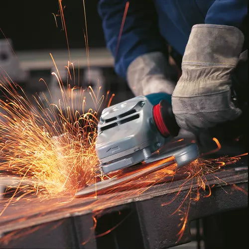 Bosch CG27LM450 in use
