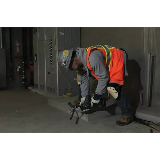 Bosch GSA18V-083B in use