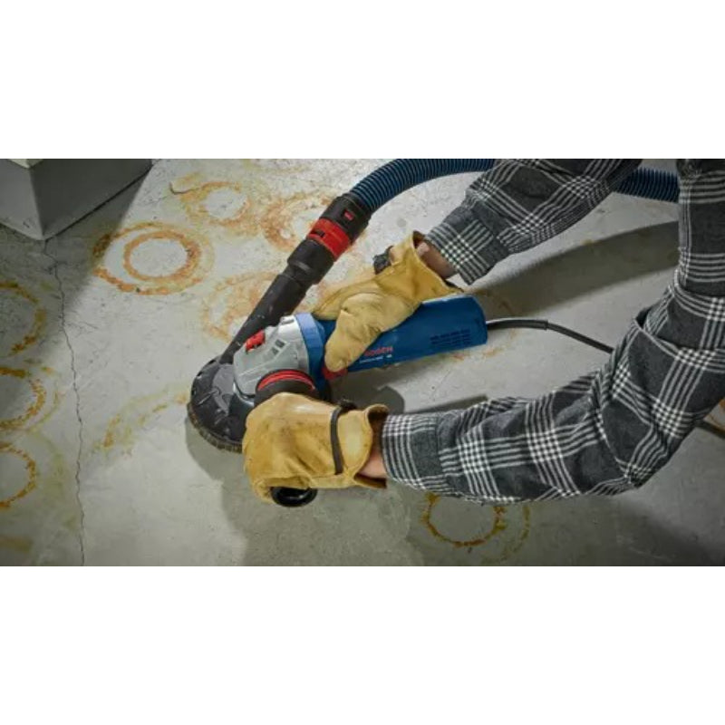 Bosch GWS10-450 in use