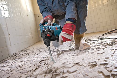 Bosch RH328VC in use