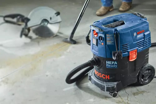 Bosch VAC090AH in use