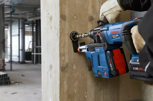 Bosch GBH18V-26DK24 in use