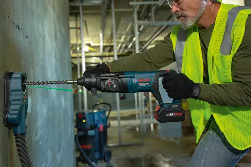 Bosch GBH18V-26DK24 in use