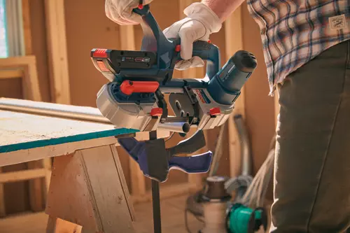 Bosch GCB18V-2N in use